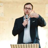 Marco Herr, Trainer für Kommunikation, beim Vortrag.